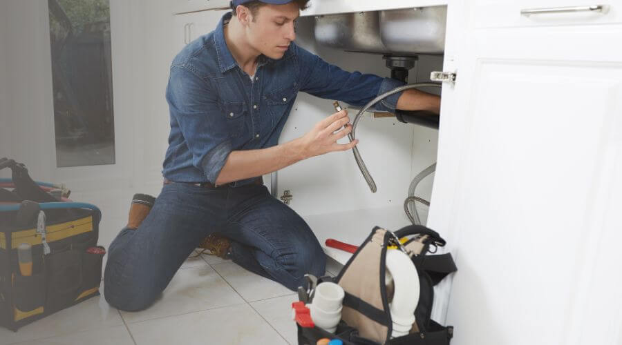 Local water heater installation in Harrisonville, MO